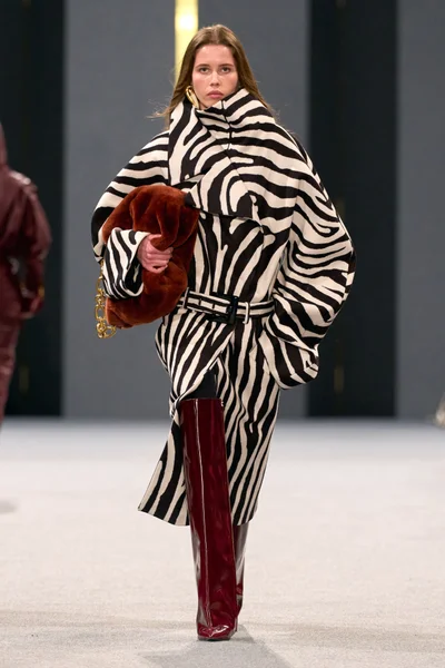 Look 20
